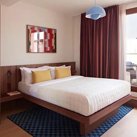 アパートホテル Numa Sant Agusti 4*